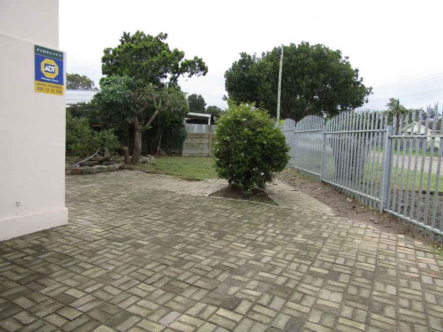 4 Bedroom Property for Sale in Humansdorp Eastern Cape
